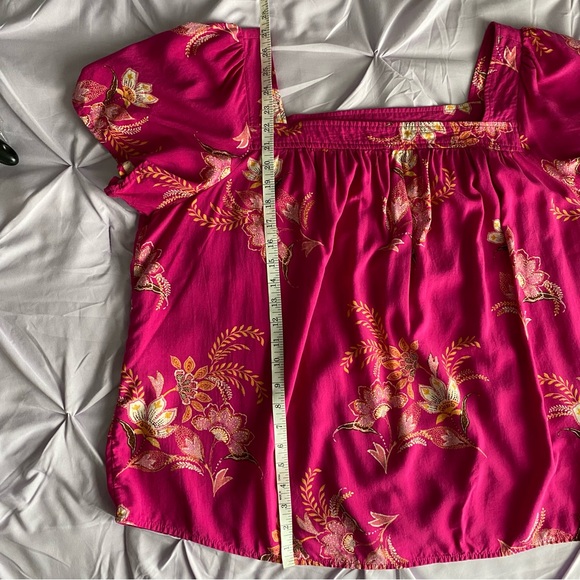 Torrid Challis Flutter Sleeve Top Size 3 (3X/22-24) Mindful Paisley Fuschia Red - Picture 9 of 9